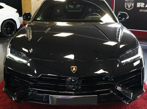 LAMBORGHINI Urus S