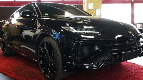 LAMBORGHINI Urus S