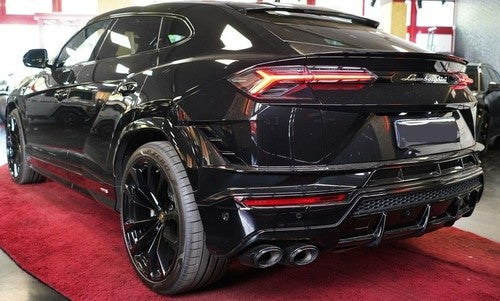 LAMBORGHINI Urus S