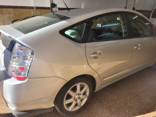 TOYOTA Prius 1.5 16v VVT-i Executive