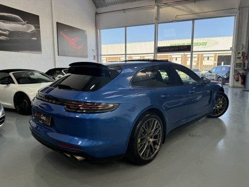 PORSCHE Panamera 4 e-Hybrid Sport Turismo