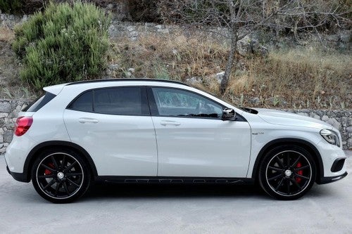 Mercedes GLA 45 AMG 4 MATIC