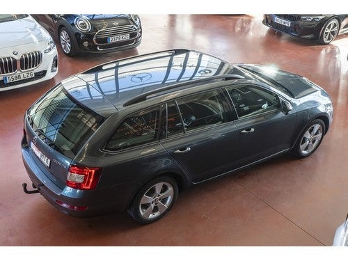 SKODA Octavia Combi 2.0 TDI CR 150cv DSG Elegance