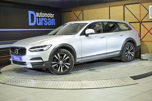 VOLVO V90 Cross Country 2.0 D4 AWD Auto