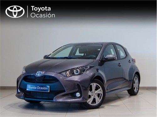 TOYOTA Yaris ACTIVE PLUS