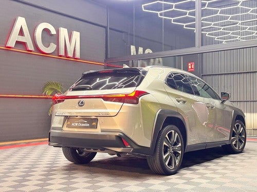 LEXUS UX 2.0 250h Executive Navigation