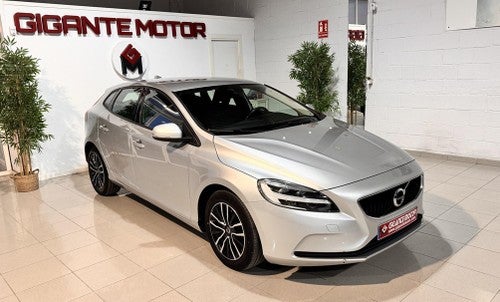 VOLVO V40 D2 Aut. 120