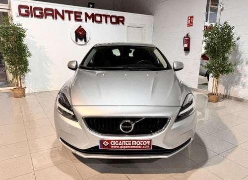 VOLVO V40 D2 Aut. 120