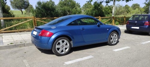 AUDI TT Coupé 1.8T quattro 225