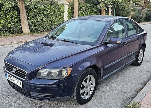 VOLVO S40 1.6 Summum