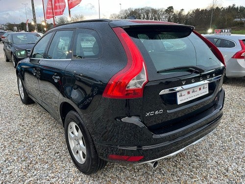 VOLVO XC60 D3 Kinetic 136