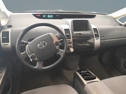 TOYOTA Prius 1.5 16v VVT-i HSD Sol