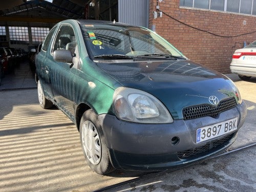 TOYOTA Yaris 1.0 Luna