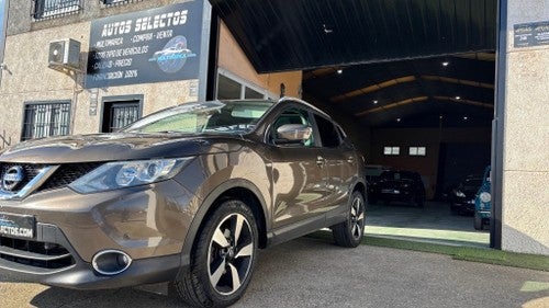 NISSAN Qashqai 1.2 DIG-T Tekna 4x2