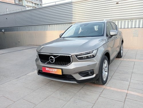 VOLVO XC40 B4 Momentum Pro AWD Aut.