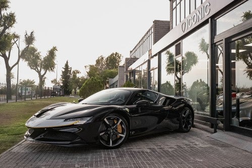 FERRARI SF90 Spider