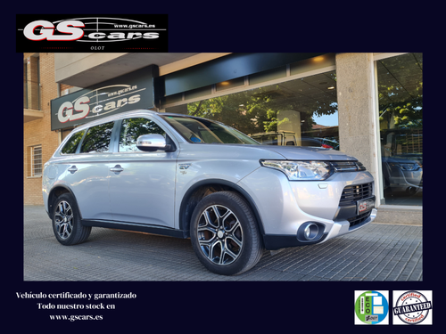 MITSUBISHI Outlander PHEV Motion