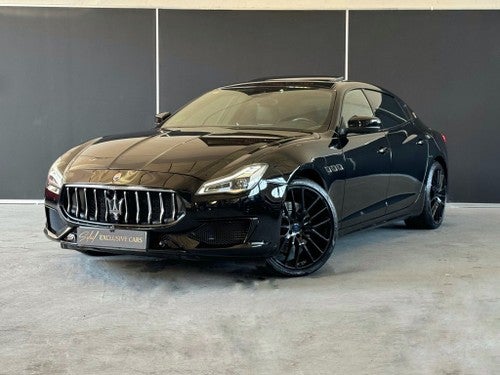 MASERATI Quattroporte Berlina  Automático de 4 Puertas