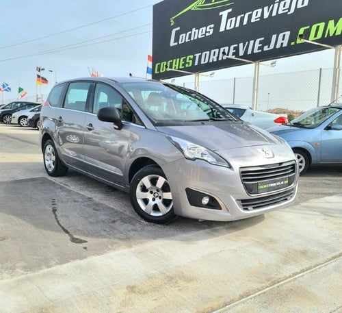 PEUGEOT 5008 1.6 BlueHDi Active EAT6 120