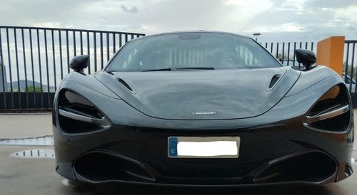 McLAREN 720S 