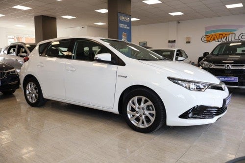 TOYOTA Auris hybrid 140H Active Business Plus