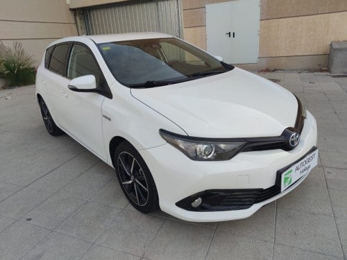 TOYOTA Auris hybrid 140H Feel! Edition