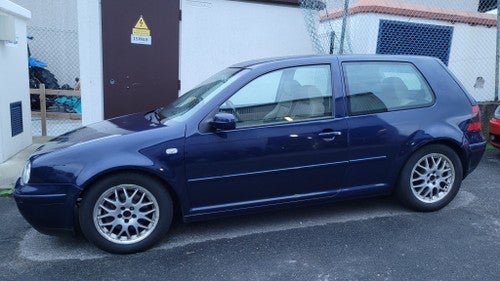 VOLKSWAGEN Golf 1.8 GTI T Edición Especial 150