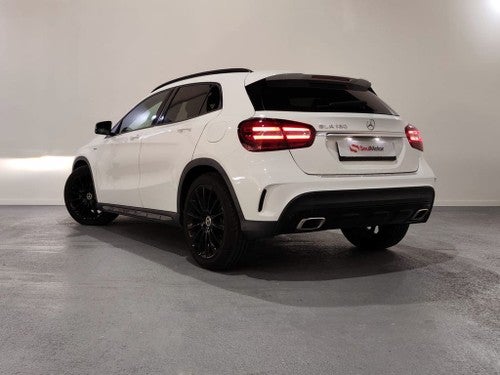 MERCEDES-BENZ Clase GLA 180 7G-DCT