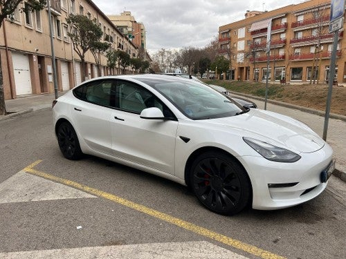 TESLA Model 3 Long-Range Dual Motor Performance AWD