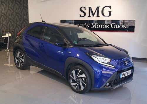 TOYOTA Aygo X Cross Play s-CVT