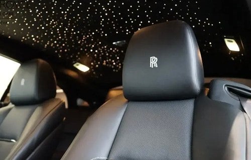 ROLLS-ROYCE Wraith Black Badge