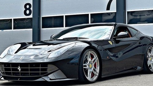 FERRARI F12berlinetta 