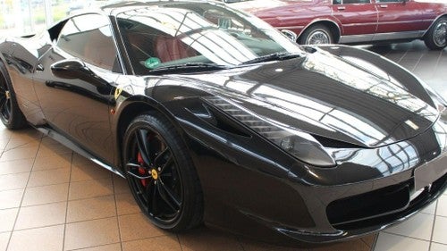 FERRARI 458 Italia