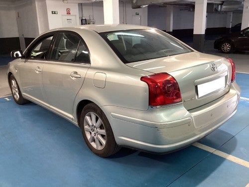 TOYOTA Avensis 2.0D-4D Sol