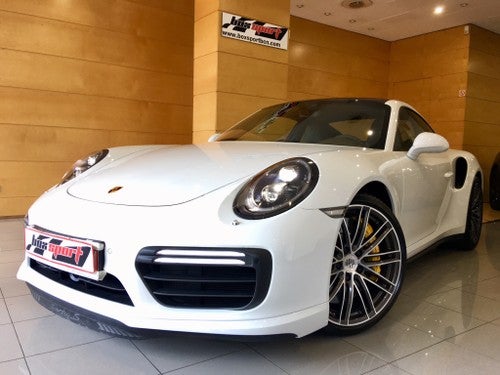 PORSCHE 911 Turbo S Coupé PDK