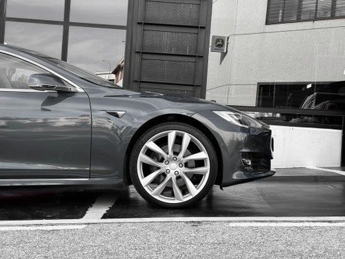 TESLA Model S 100D