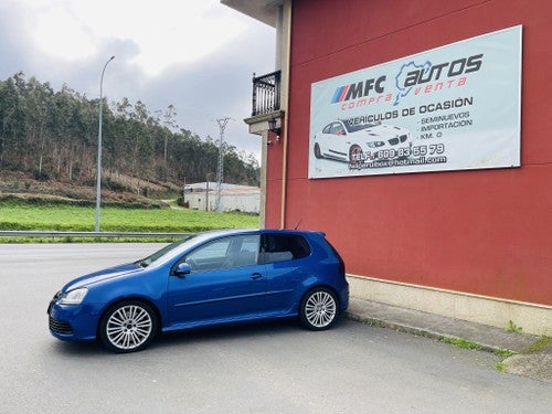 VOLKSWAGEN Golf 3.2 V6 R32 4Motion