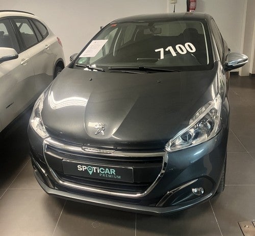 PEUGEOT 208 1.2 PureTech Style 82