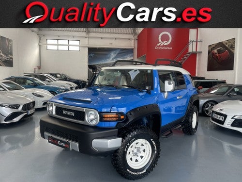 TOYOTA FJ Cruiser 4.0 V6 4WD