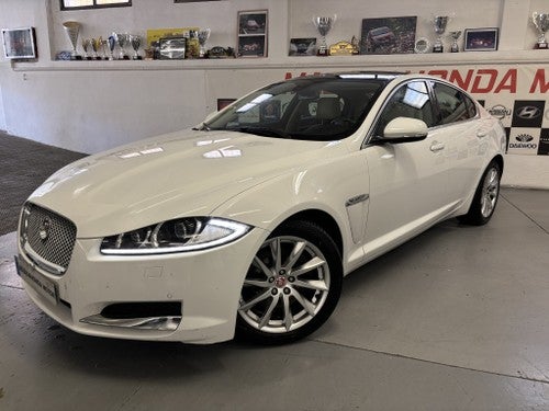 JAGUAR XF 2.2 Diesel Luxury Aut.