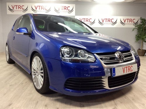 VOLKSWAGEN Golf 3.2 V6 R32 4Motion DSG