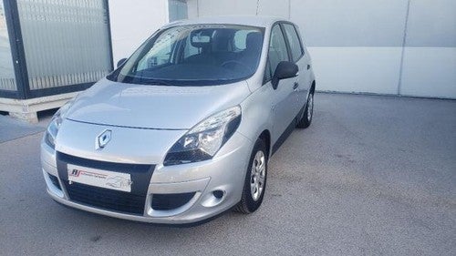 RENAULT Scenic Authentique dCi 85