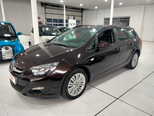 Opel Astra 1.4 Turbo Selective ST