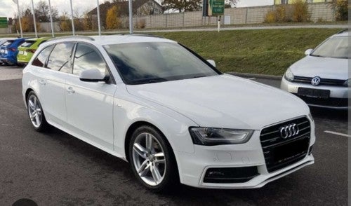 AUDI A4 Avant 2.0TDI DPF S line edition 150