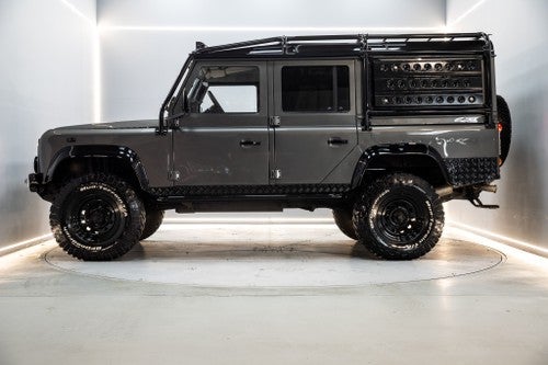 LAND-ROVER Defender 110 SW SE