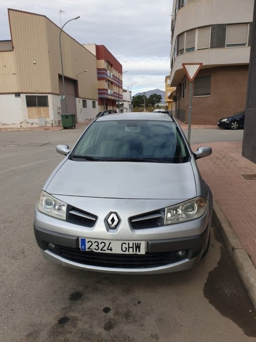 RENAULT Mégane Grand Tour 1.5dCi Emotion 105 eco2