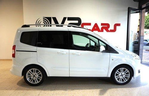 FORD Tourneo Courier 1.0 Ecoboost Titanium