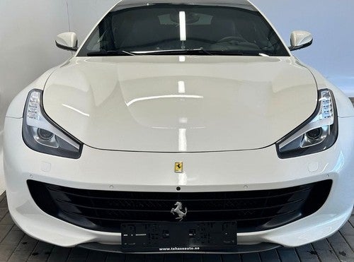 FERRARI GTC 4Lusso V12