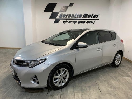 TOYOTA Auris 130 Active