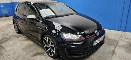 VOLKSWAGEN Golf 2.0 TSI GTI Performance 230